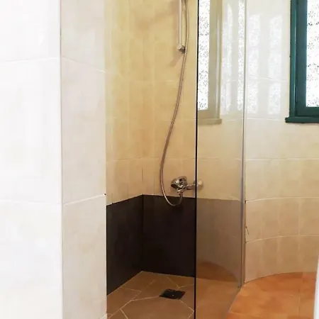 Bungalow King Apartment *